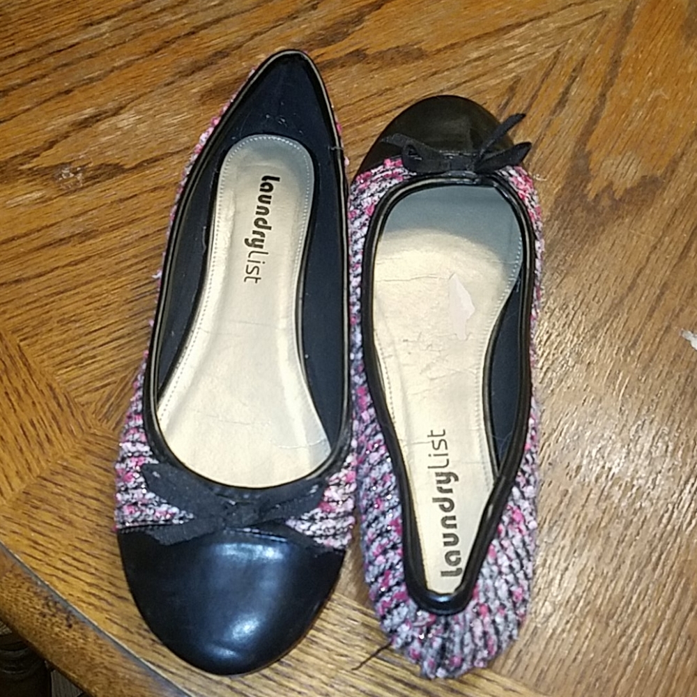 Laundry List Women's Adorable Pink Flats - Picture 5 of 7